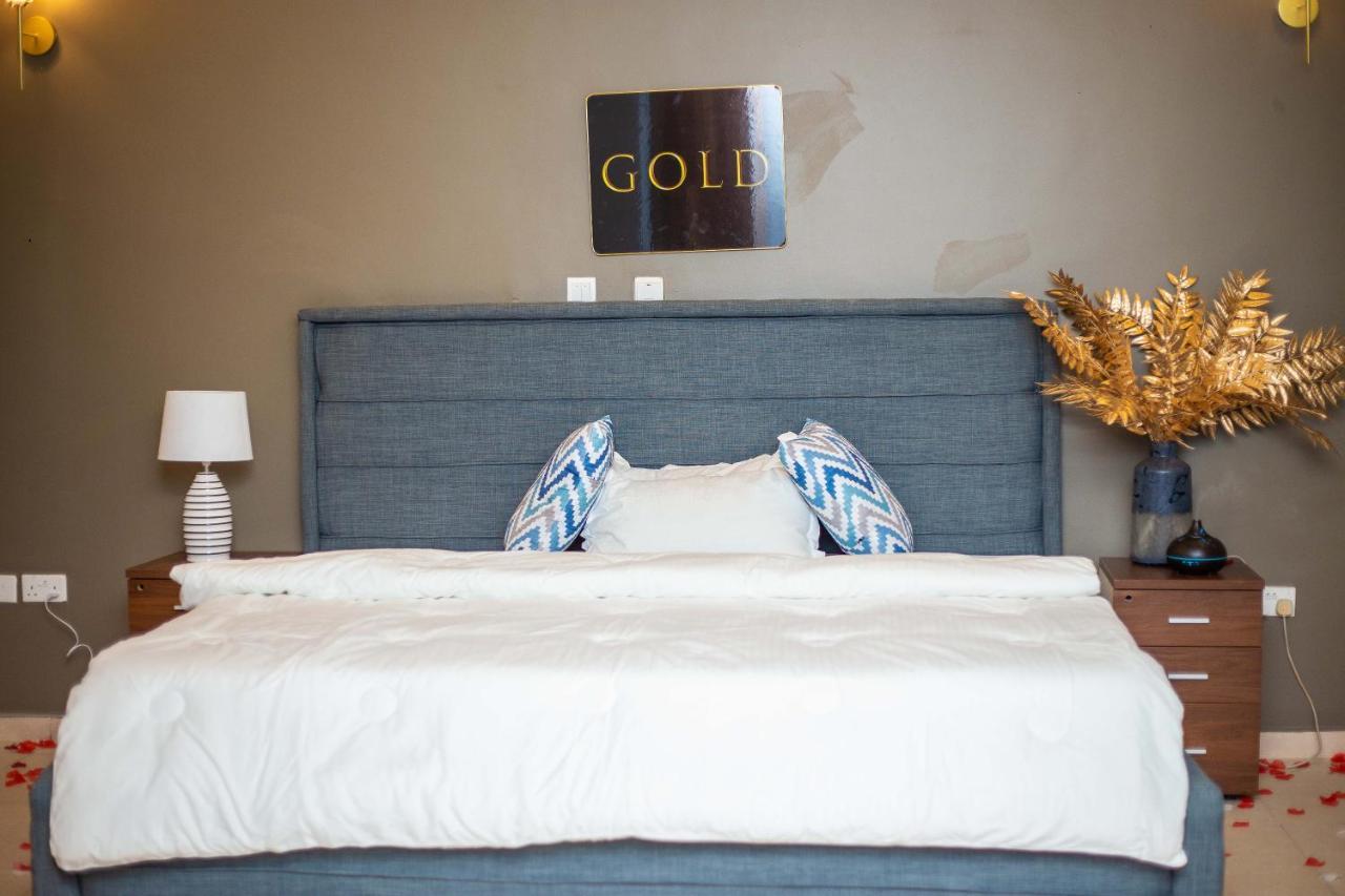 Hotel Piano & Gold Collections, Peduase Peduasi Exterior foto